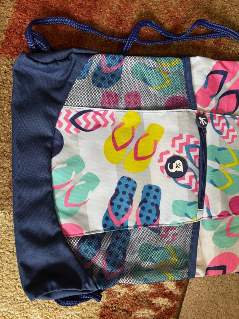 Geckobrands Flip-Flop Print Drawstring Backpack, Crossbody bag & Pouch Set - Picture 3 of 8